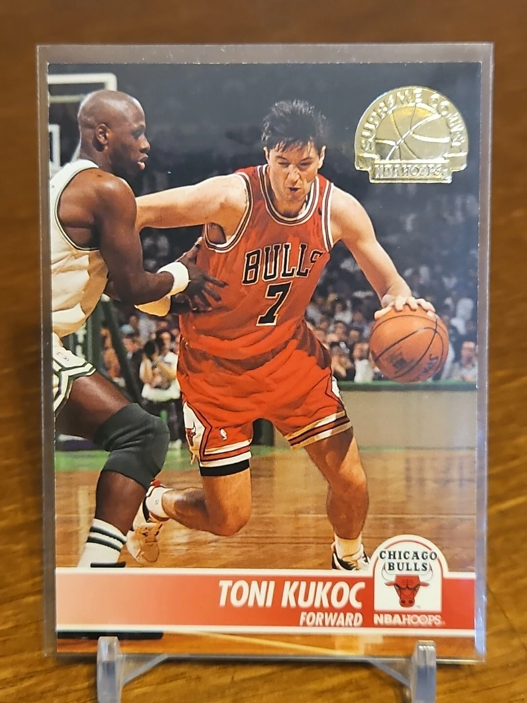 1994 95 Hoops Supreme Court #SC8 Toni Kukoc Chicago Bulls carte basketball