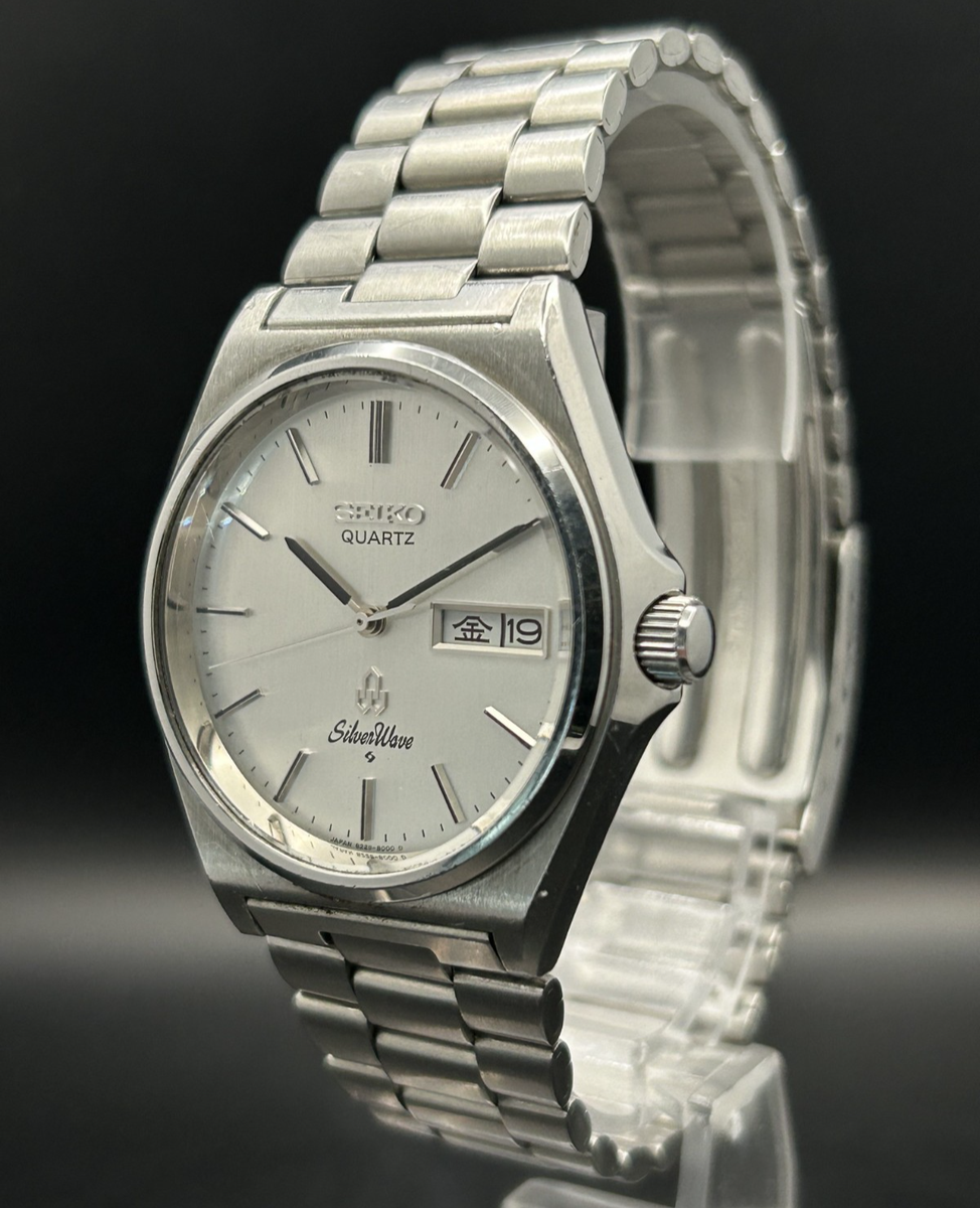 諏訪精工舎製 SEIKO Silver Wave デイデイト8229-8000 SEIKO WATCH SILVER WAVE 8229-8000 QUARTZ DAY DATE KANJI