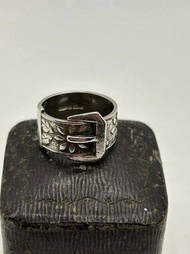Lovely Vintage Solid Silver Buckle Ring With Floral Decoration Birmingham 1973