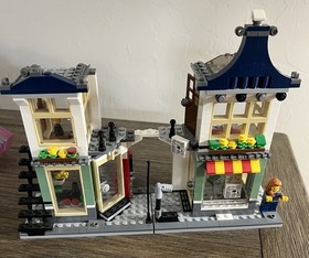 LEGO Creator Toy & Grocery Shop 30136 & Corner Deli 31050 - Incomplete