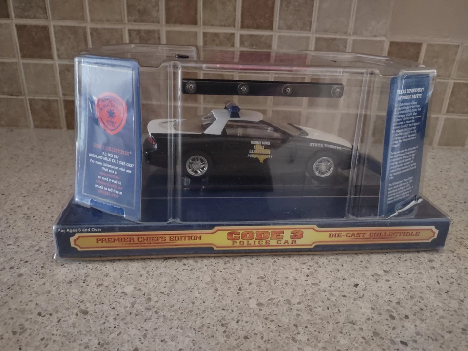 1:24 Texas Highway Patrol State Police - Code 3 - Image 3 of 4