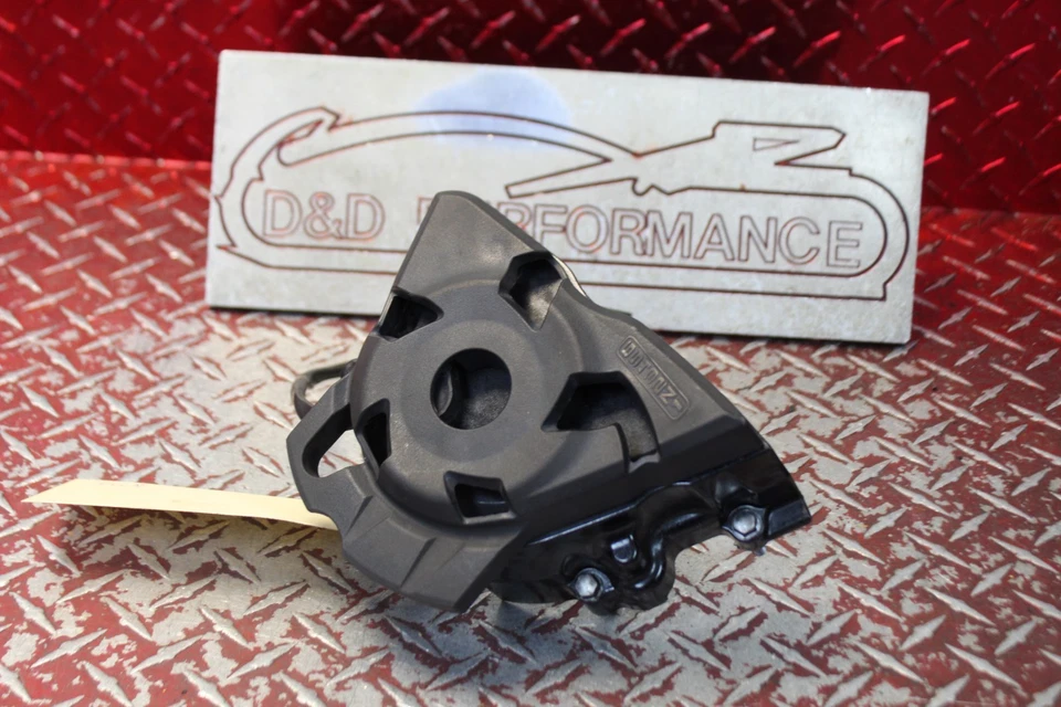 Kawasaki Ninja 1000 2011 OEM cubierta de piñón y pernos marcas NJ51 Foto 4 de 4