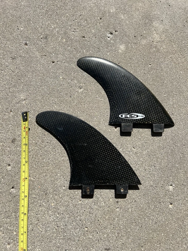 FCS G-AMX Al Merrick Surfboard Carbon Fiber Side Fin Set - Image 2 of 3