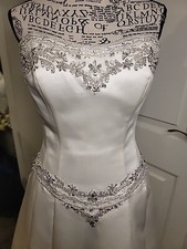 Casablanca Bridal Strapless Bridal Gown Ivory/Sz 6 PREOWNED Beaded Embroidered