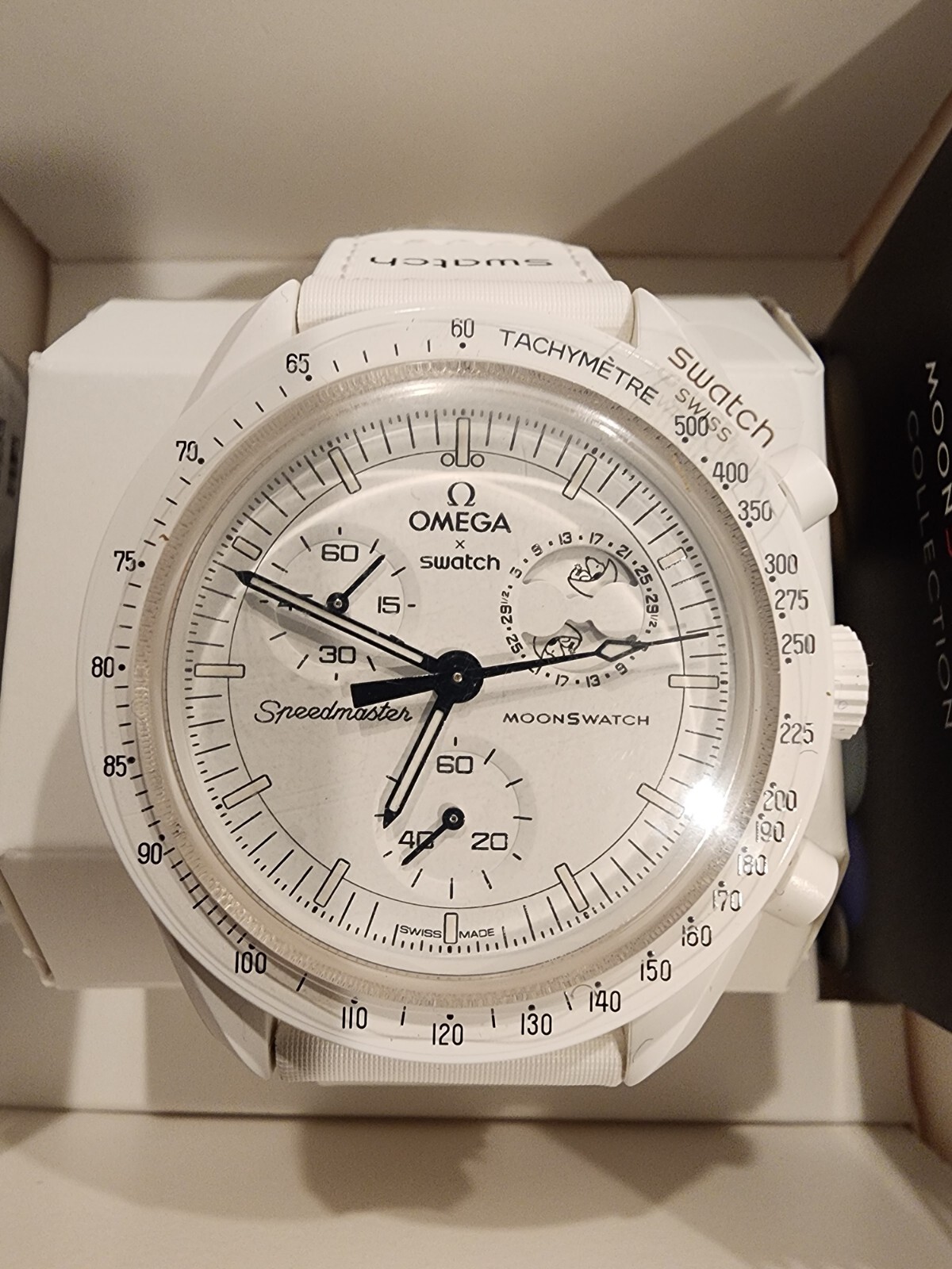 Snoopy x OMEGA みすぼらしく x Swatch MoonSwatch White Snoopy x OMEGA みすぼらしく x Swatch MoonSwatch White