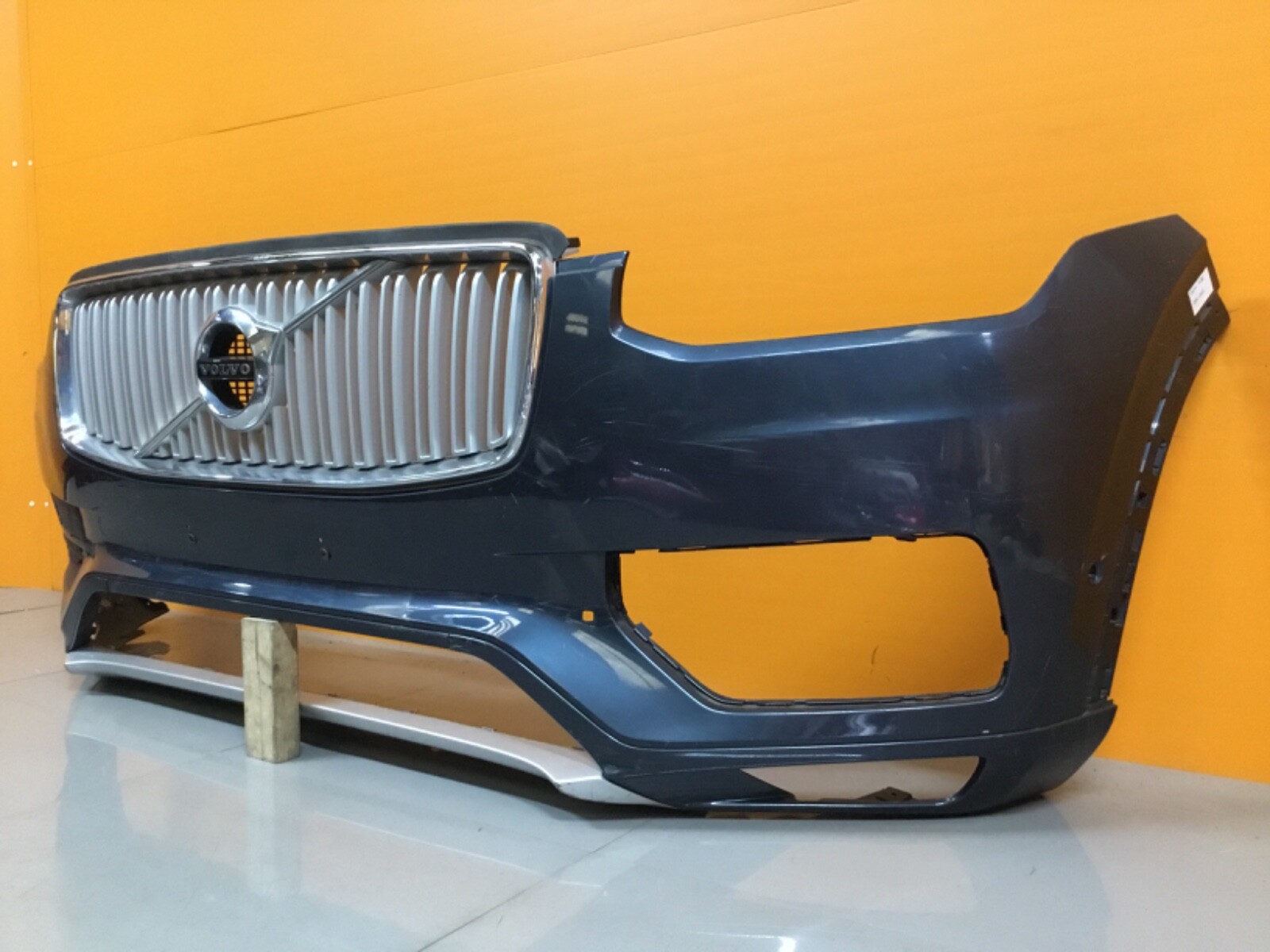 +VOLVO xc90 2016-19 FRONT BUMPER each - Image 10