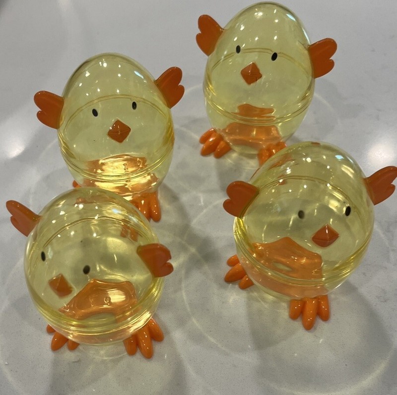 Easter Eggs - Chicks - Fillable Clear Plastic Vintage Lot of 4