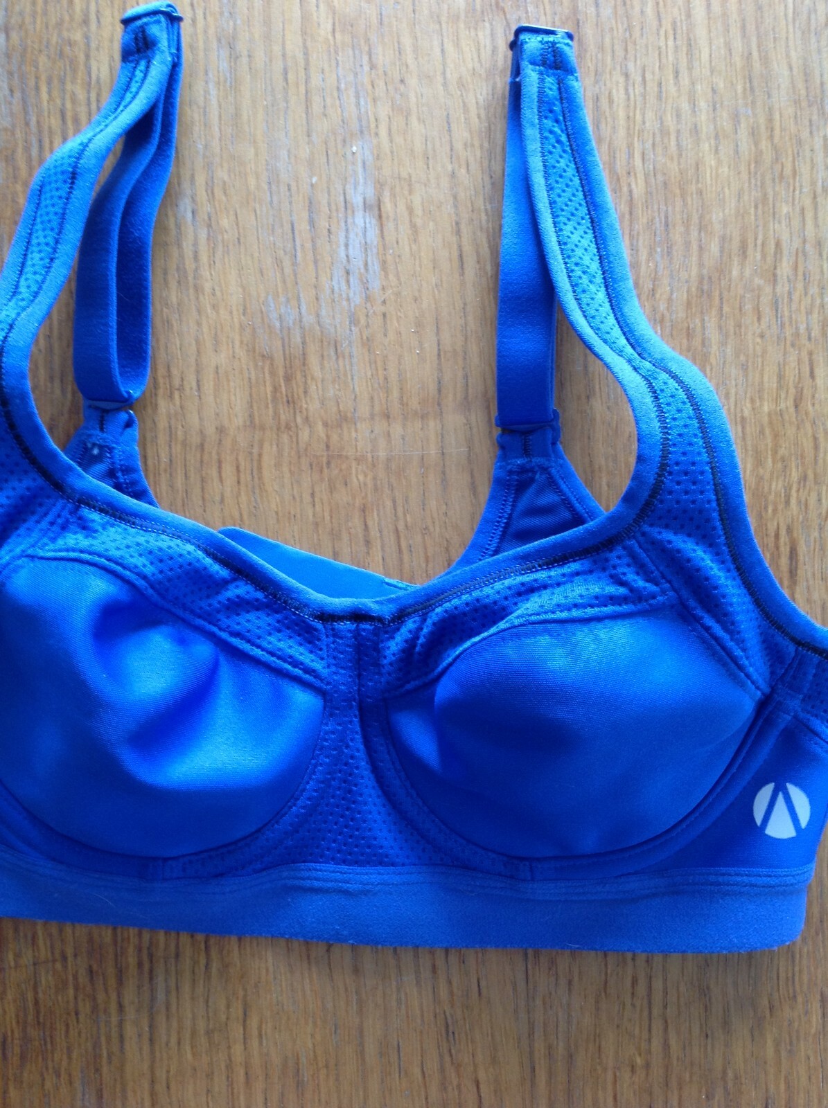 SPORTS BRA SIZE 32B M&S IRIS COLOUR UNDERWIRED NON PADDED EXTRA HIGH IMPACT NEW-image
