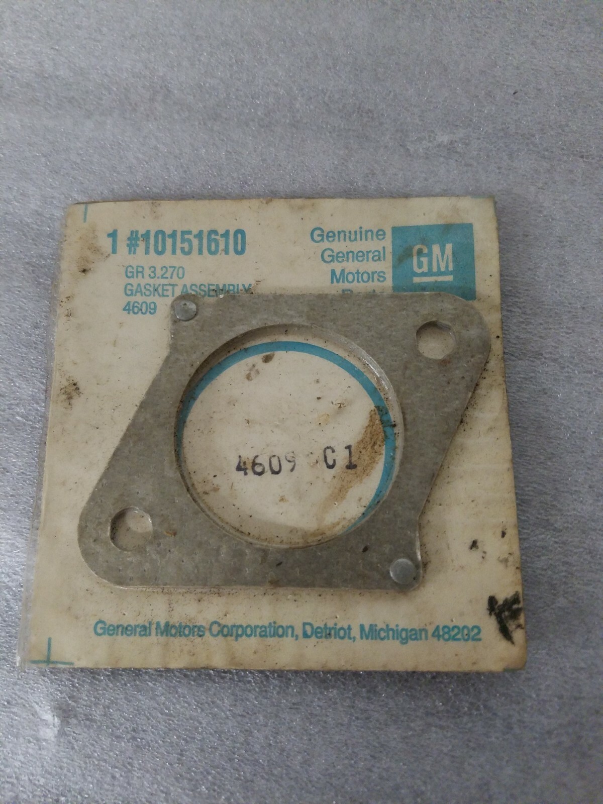 10151610 GM OEM NOS EXHAUST GASKET V6 2.8 3.1 CAVALIER CORSICA
