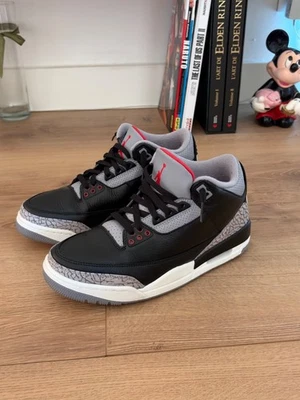 Air Jordan 3 Retro OG Black Cement 2023 - Photo 1/4