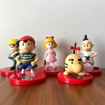 MOTHER2 Earthbound Stand Figure Ness Paula Jeff Poo Mr. Saturn Complete set5