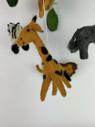 Safari Animal Baby Mobile Felt Tiger, Giraffe, Zebra, Lion, Elephant Soft BN4 - Picture 3 of 8