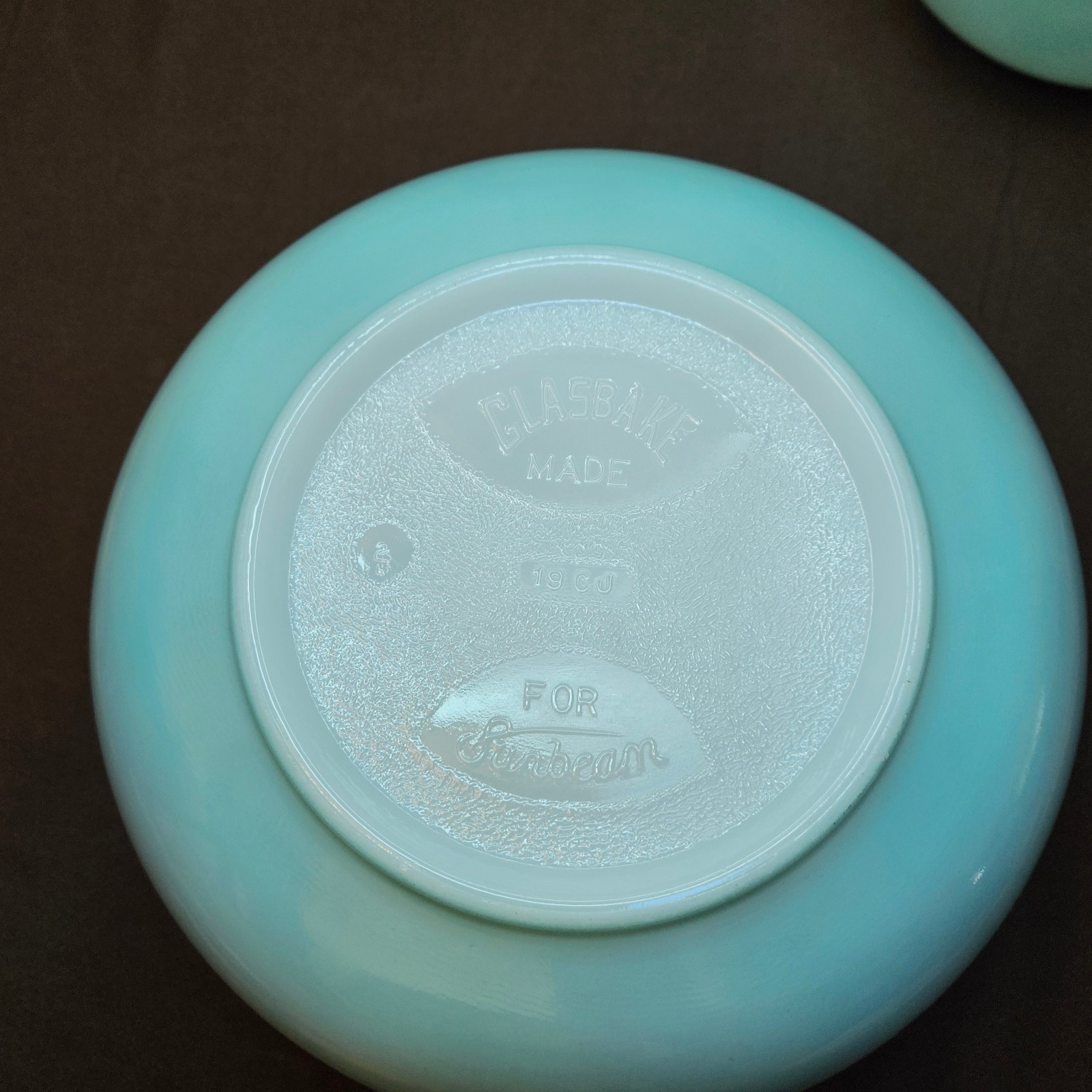 Vtg Glasbake 19CJ & 20CJ Aqua Blue Mixing Bowl Set of 2 Sunbeam Mixmaster Mixer