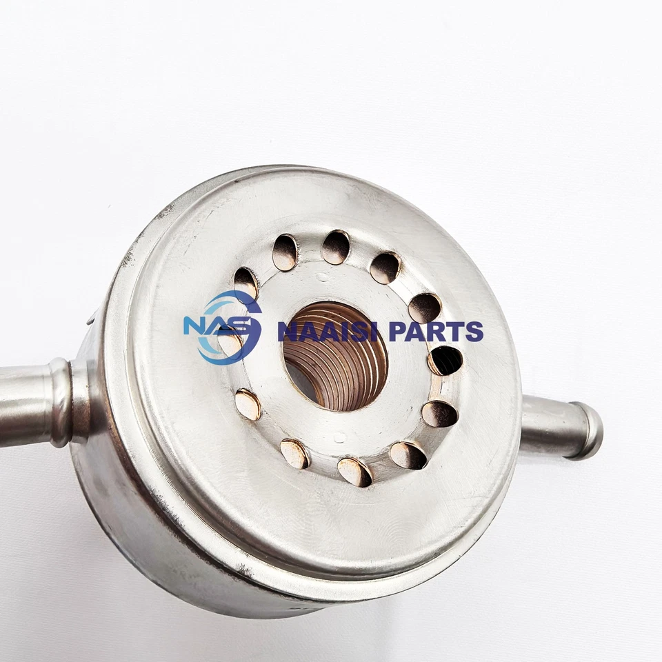 New Oil Cooler For Nissan Armada Pathfinder Titan INFINITI QX56 5.6L 21305-ZQ53A Foto 2 de 3