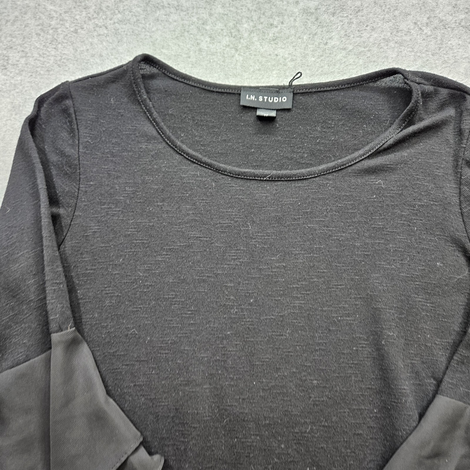 I.N. Studio Women's Medium Black Three-Quarter Butterfly Sleeves