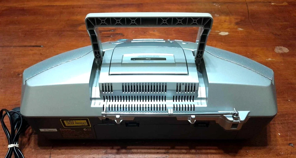 PANASONIC RX-ES20 - CD & Cassette Player - Stereo - Portable - Audio - VGC - image 2 of 2