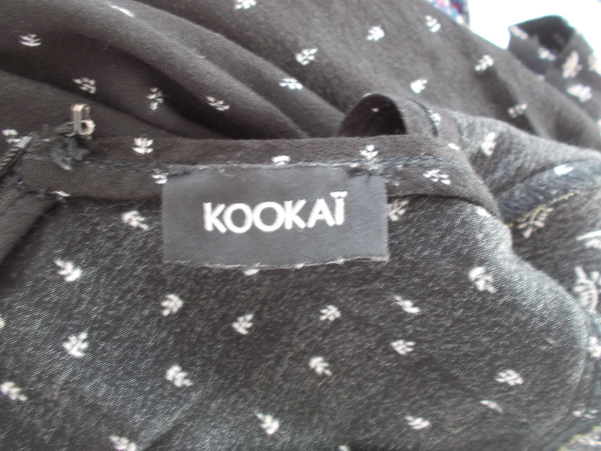 Robe Noire Fluide Kookai Taille 38 - Manches Courtes, Nouée Sur Le Côté, 2 Poches - Occasion Très Bon état