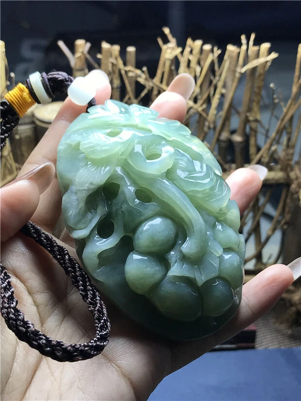 100% Natural Hand-carved Jade Certified Jadeite Sculpture hand-played piece - Изображение 2 из 4