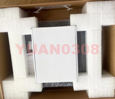 NEW MOXA PT-7728-R-HV Ethernet switch Fast transportation