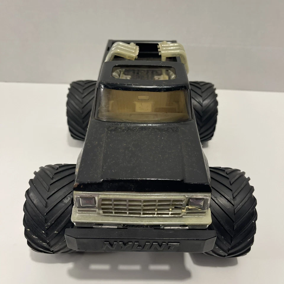 Nylint Spiker's Eagle...Has Landed Monster Truck Action Master прочный металл 12x8"" - Изображение 3 из 4