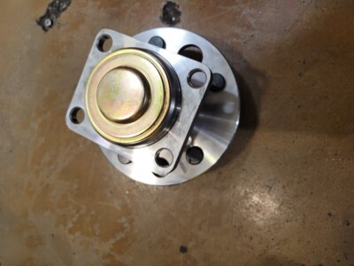 Demco Replacement Hub Assembly 04369 Tow Dolly 5 on 4.5 115 mm U-Haul Penske