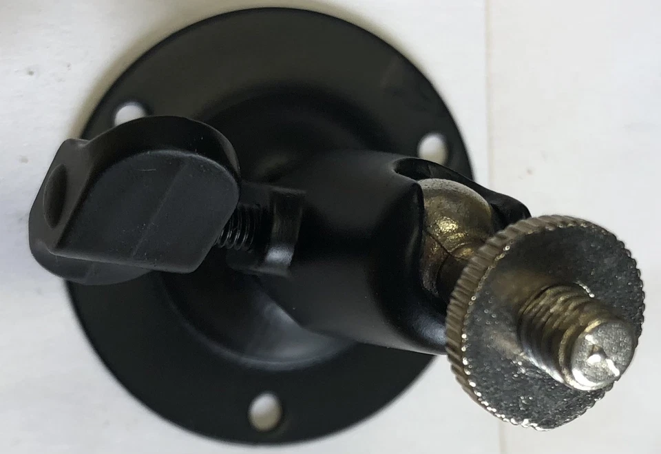 CCD 4” Waterproof Bullet Camera HD Color 480TVL 1/3” Sony Optic Dc12v W/ Mount - Image 4 of 4