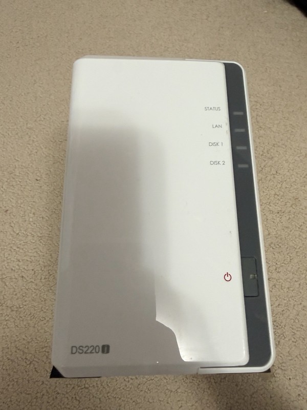 Synology  DS220j (diskless), white, Your Own Cloud Starts Here USED