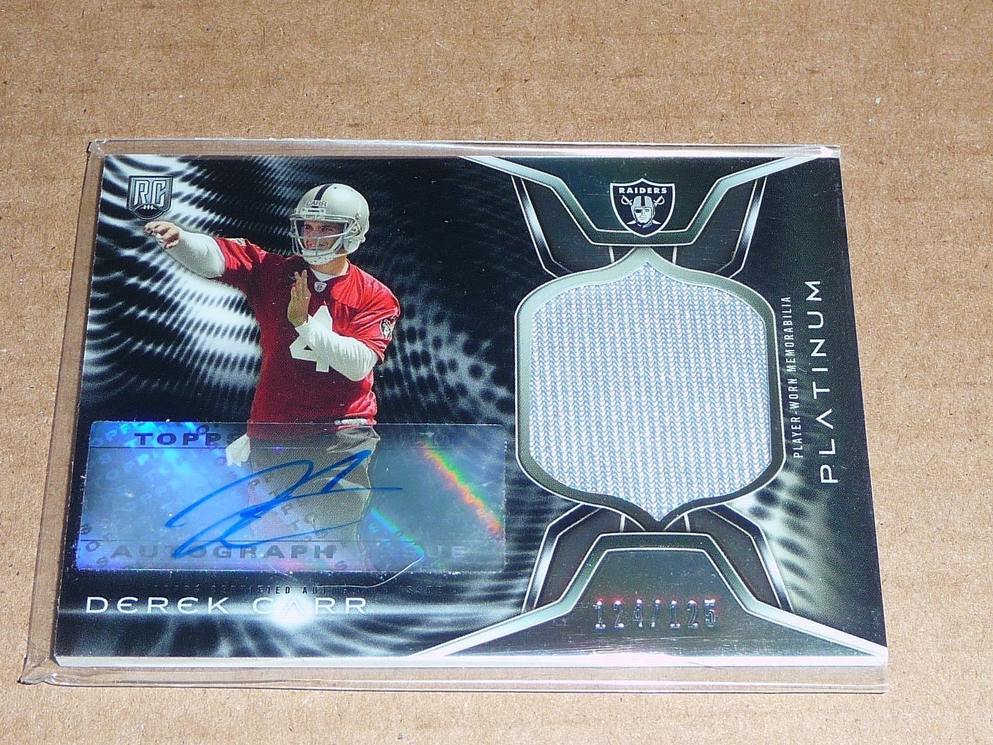 Derek Carr Topps Platinum Autograph Rookie Patch #DC Base