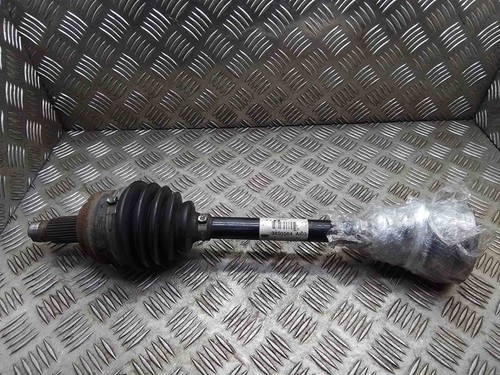 BMW X3 E83 Antriebswelle vorne rechts 8250130587 3450564 2.00 Diesel 27878186