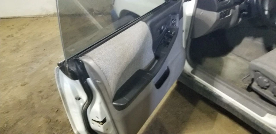 Cubo de asiento delantero del conductor sin bolsa de aire de tela para 99-02 FORESTER 2119909 Foto 3 de 4