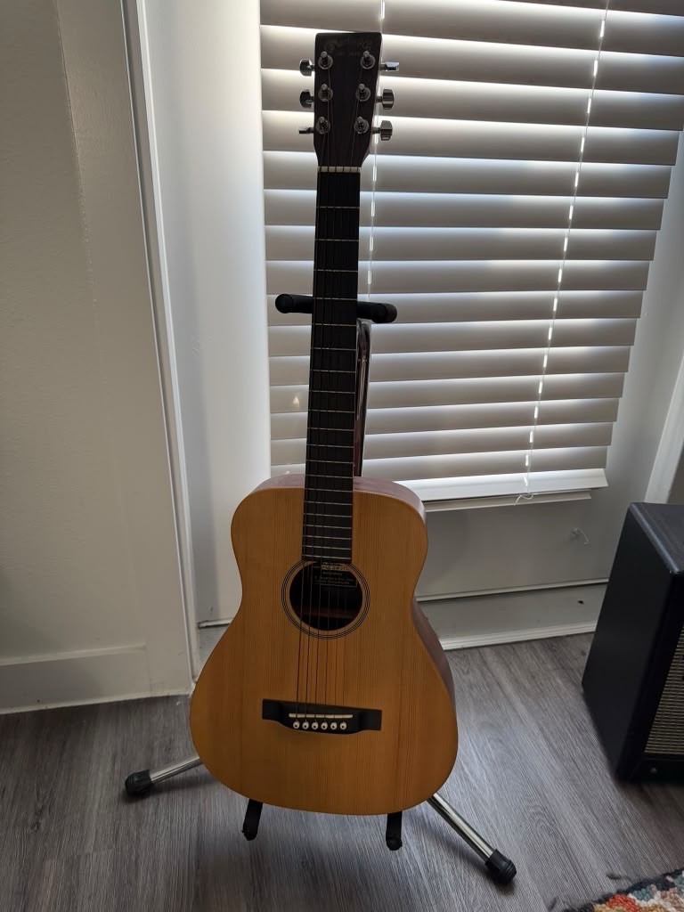 Martin Little Martin LX1 Acoustic Electric Guitar w/ Fishman Pickup & Gig Bag