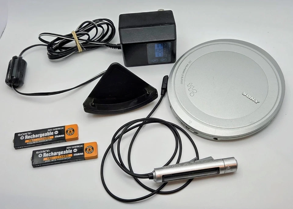 Sony D-EJ1000 CD Walkman Portable Player Silber