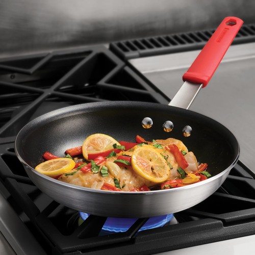 Tramontina Professional 10-Inch Non Stick Frying Pan, 10 Inch, Red - Picture 2 of 8