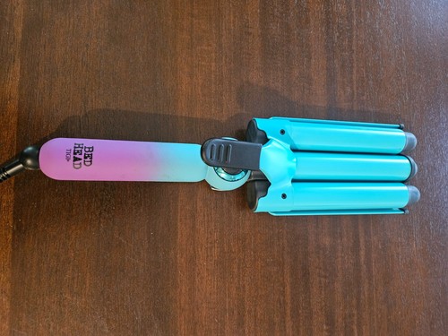 Bed Head Wave Affair Jumbo 3 Barrel Hair Waver, Quick Styling and Serious Hold - Imagen 3 de 3
