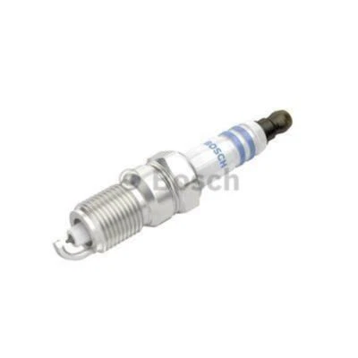 BOSCH Bougie D'Allumage 0 242 225 611 Pour Holden Commodore Pick-Up 16 15 - Photo 1/4