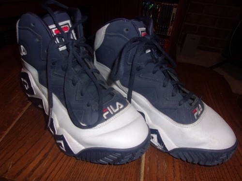 FILA MB Jamal Mashburn 1BM00511-125 sz 7.5 Sneakers no box