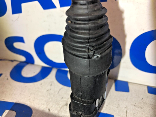 SAAB 9-3 93 Under Bonnet Contact Sensor 90355463 Slight Rip In Rubber 2003-2011 - Picture 4 of 4