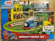 thomas trackmaster monkey palace