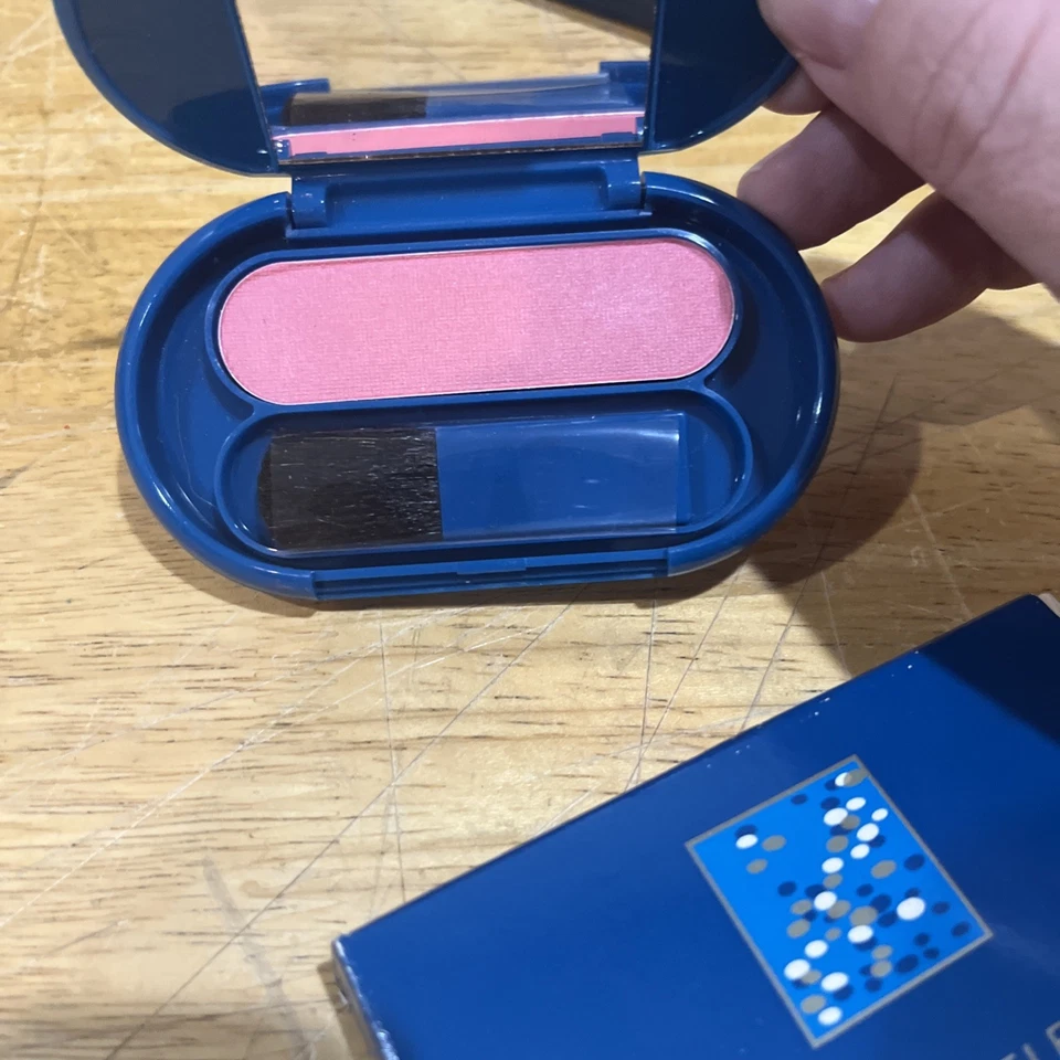 VTG Avon Color Release Long-Wearing Blush Extended NOS New In Box - Image 2 of 3