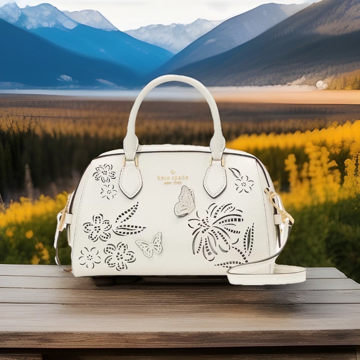 ショルダーバッグ・ポシェット Kate Spade Madison Floral Small Dolly Duffle KK968 NWT Kate Spade Butterfly Floral Madison Perforated Small