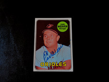 Earl Weaver 1969 Topps Autographed Baseball HOF Rookie Orioles Card #516 Auto. rookie card picture