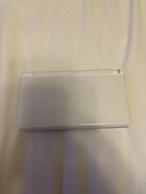 Nintendo DS Lite Handheld Console - Polar White - Charger included - No Stylus