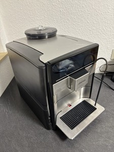 Siemens EQ6 Plus Extraklasse Kaffeevollautomat Edelstahl