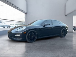 2012 Porsche Panamera 2