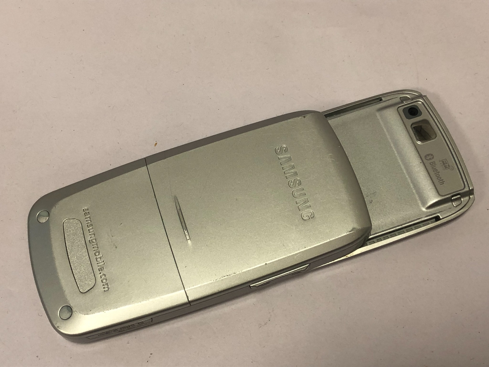 Samsung SGHE250 Silver (Unlocked) Mobile Phone Slider Fully Working