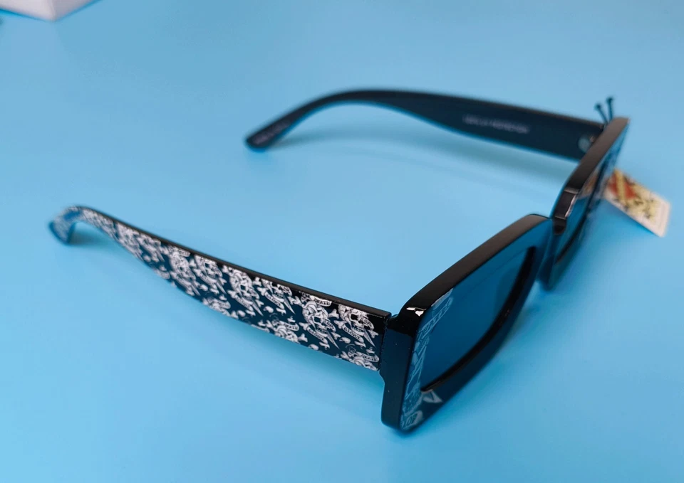 Óculos de sol Ed Hardy Love Kills Slowly 100% protetor UV vértice caveiras pretas - Imagem 4 de 4