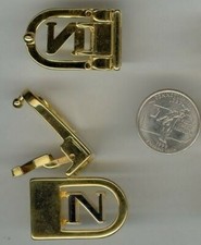 1 VINTAGE GOLD SILVER PLATED "N" BELT BUCKLE S687