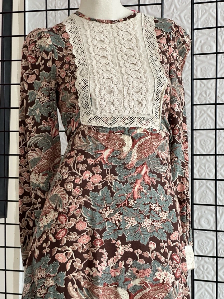 Vintage Black Label Gunne Sax-Indian Cotton Bird Print-1960s Bohemian Gown-Small - Image 3 of 4
