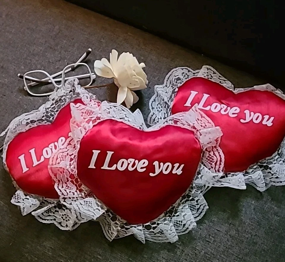 I Love You Message Pillow, Red Heart With White Lace Trim ❤️ - Image 2 of 4