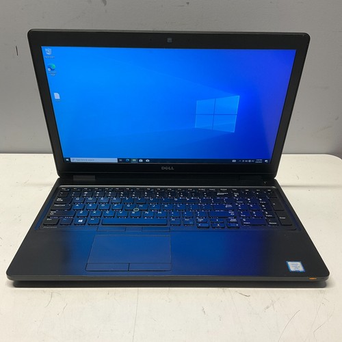 Dell Precision 3520 15.6" Laptop i7-7820HQ NVIDIA M620 16GB 128GB SSD Win 10 Pro